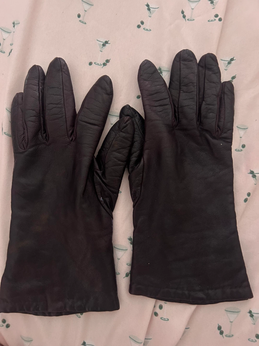 women’s leather gloves