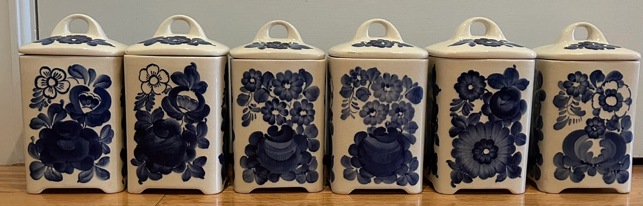 Vintage Blue and White Floral Ceramic Canister Set - photo 4
