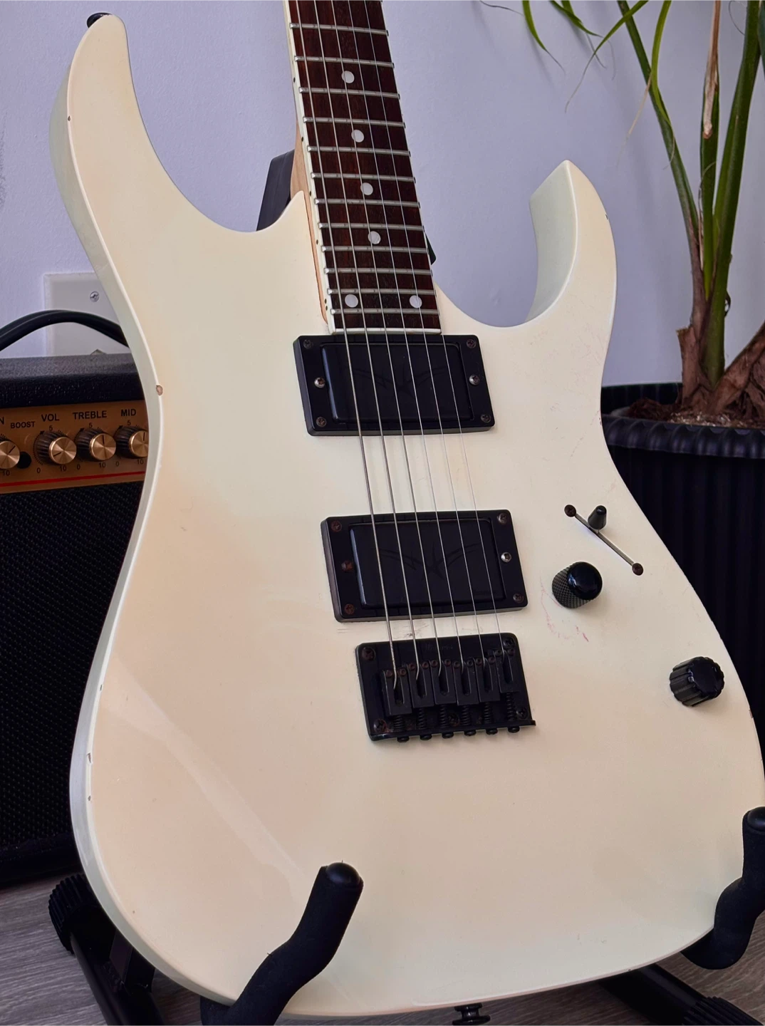 Ibanez GRG121EX Electric Guitar in cream white - photo 2
