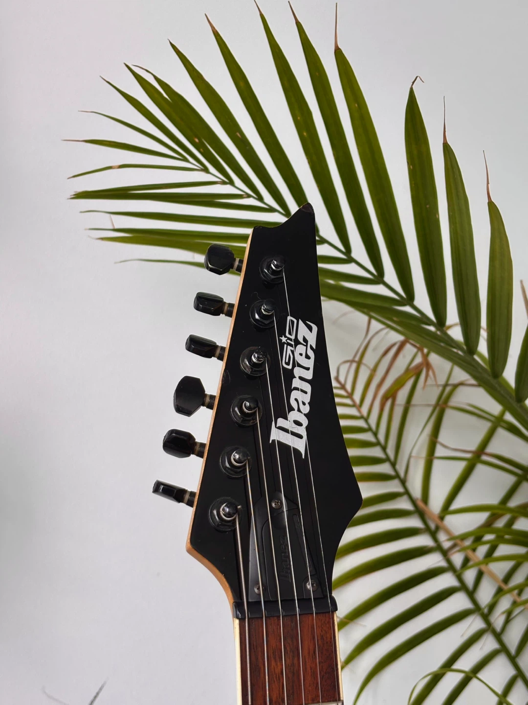 Ibanez GRG121EX Electric Guitar in cream white - photo 3