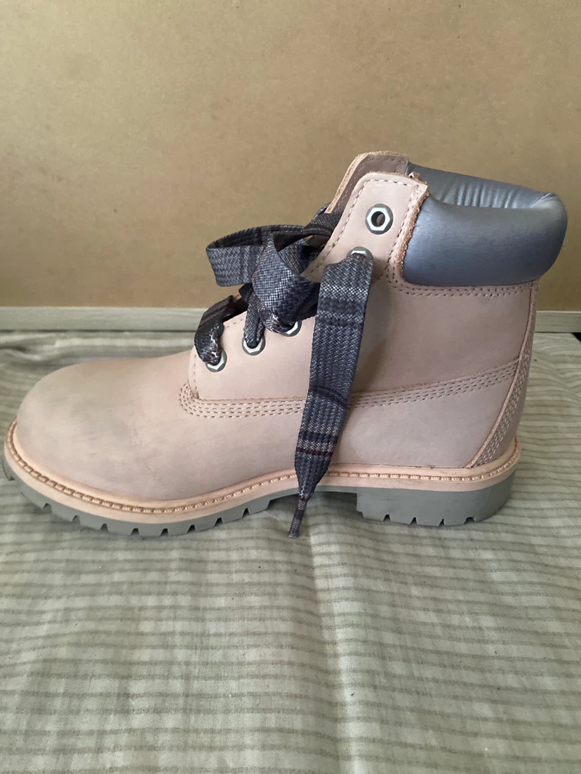 Timberland Pink Boots with Grey Laces - photo 3