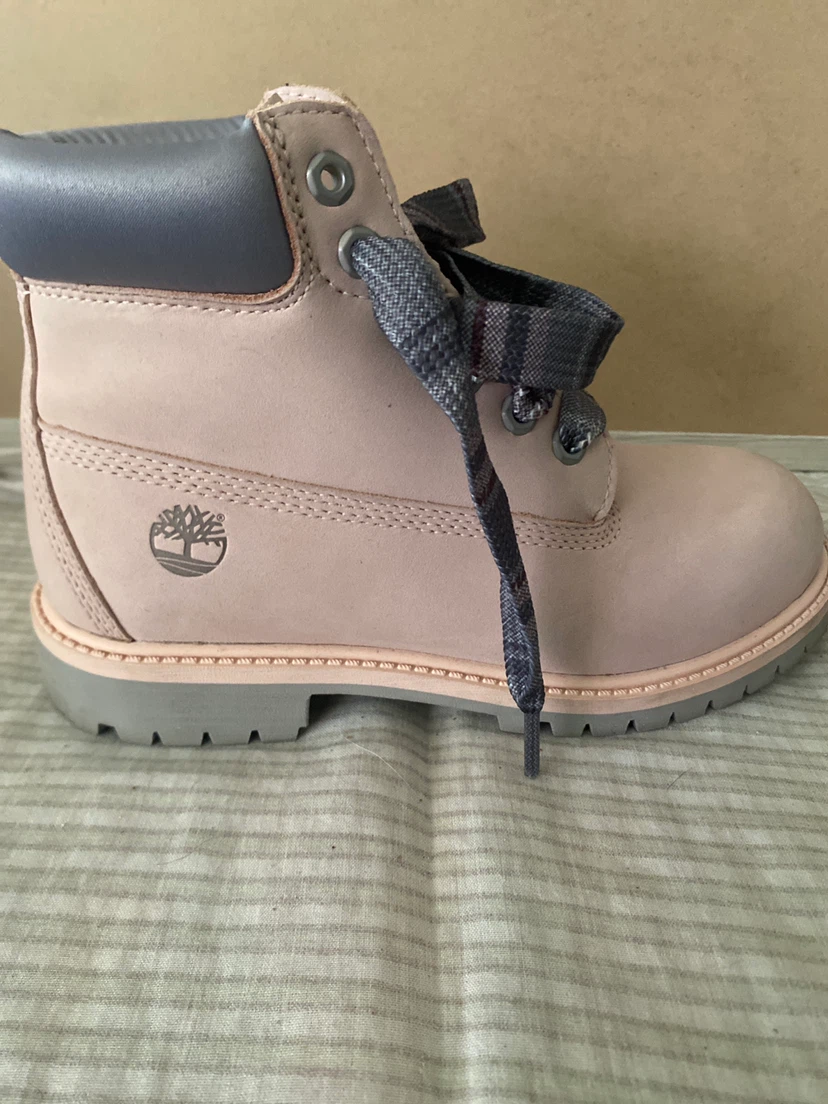 Timberland Pink Boots with Grey Laces - photo 4