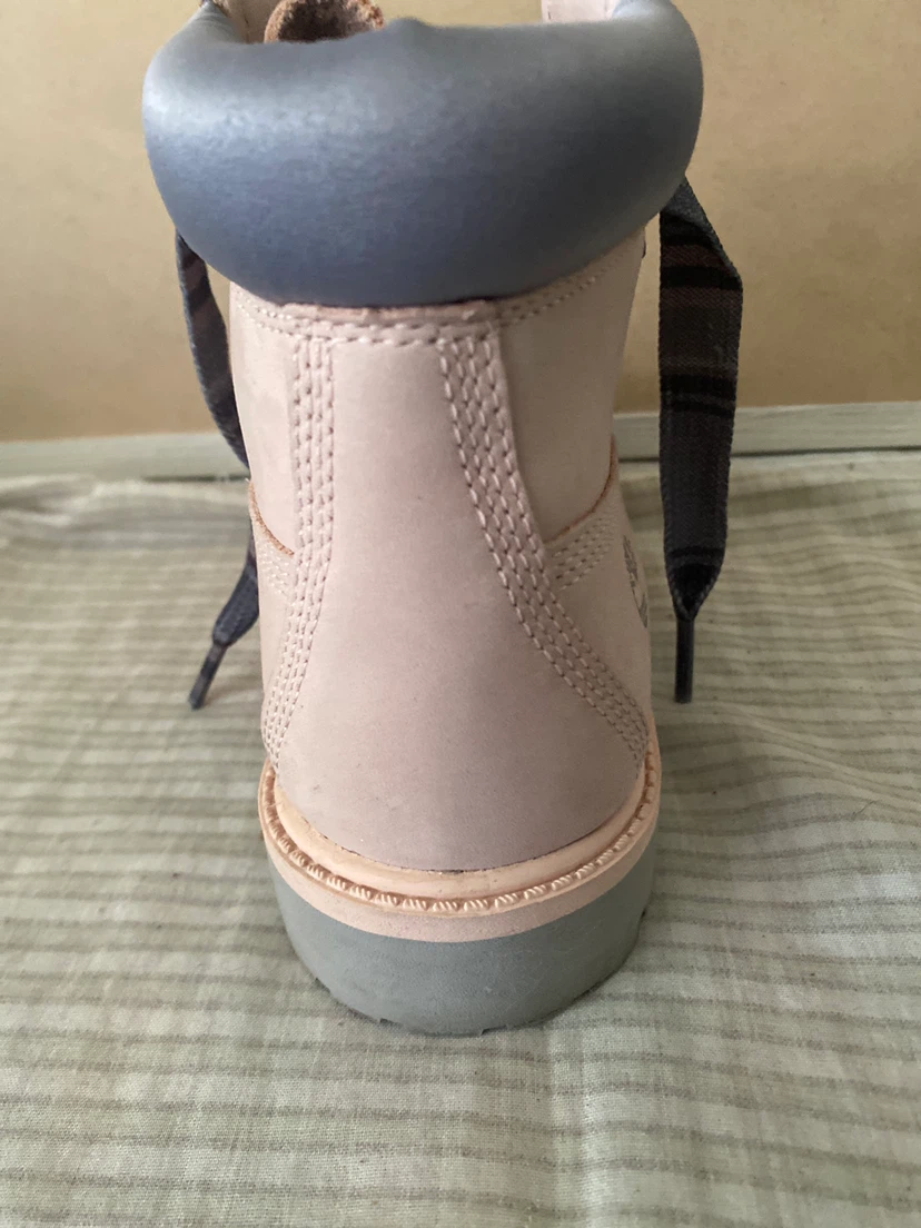 Timberland Pink Boots with Grey Laces - photo 5