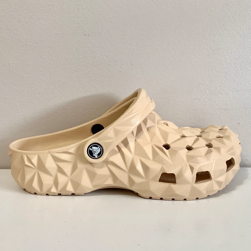 Crocs Womens Shoes Size 8 Classic Geometric Clogs NEW - photo 2