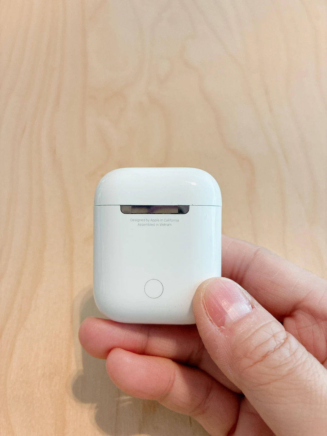 Apple AirPods (2nd Generation) - photo 2