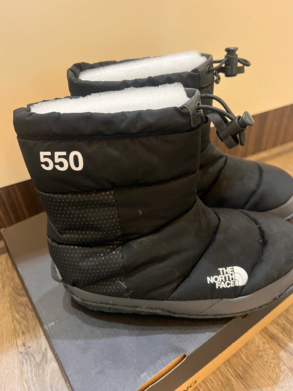 The North Face 550 Winter Boots with Box - photo 2