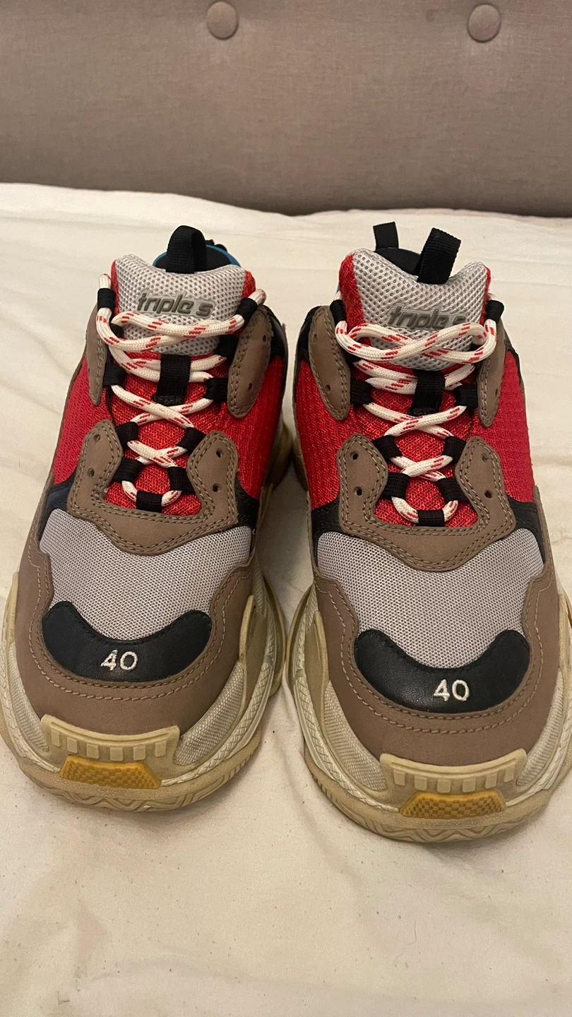 Brand new Authentic Balenciaga Triple S Sneakers Size 40 - photo 3