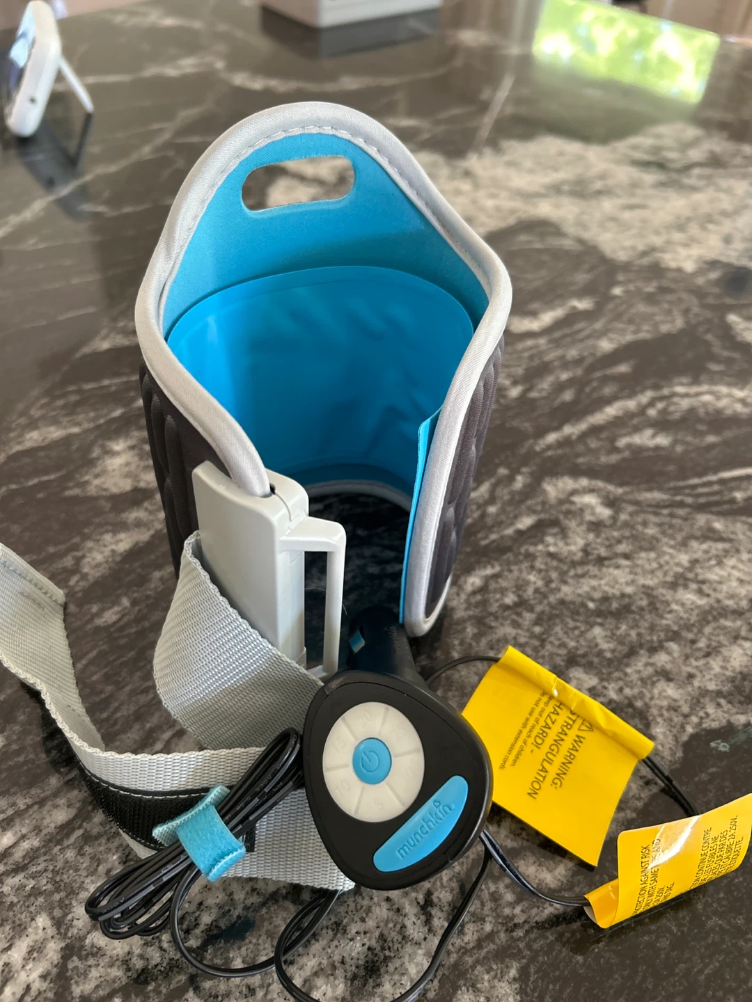 Munchkin travel bottle warmer - photo 3