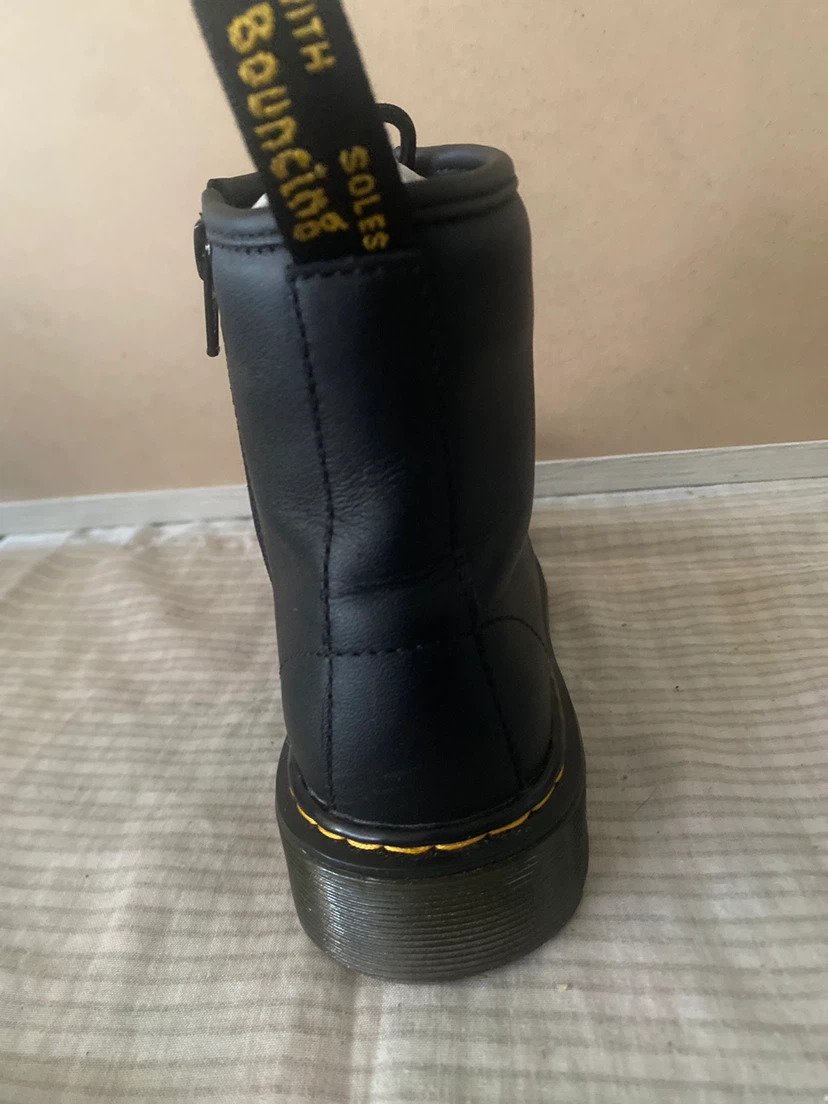 Dr. Martens Black Leather Boots with Side Zip - photo 5