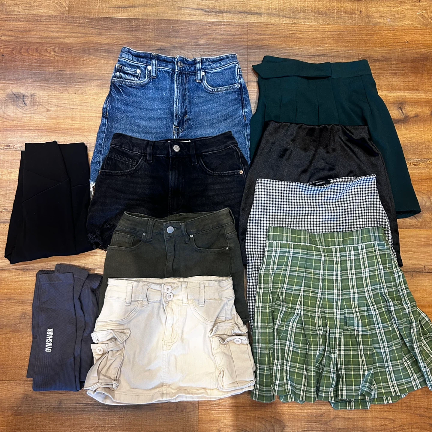$2 CLOSET CLEAROUT! Skirts and Shorts