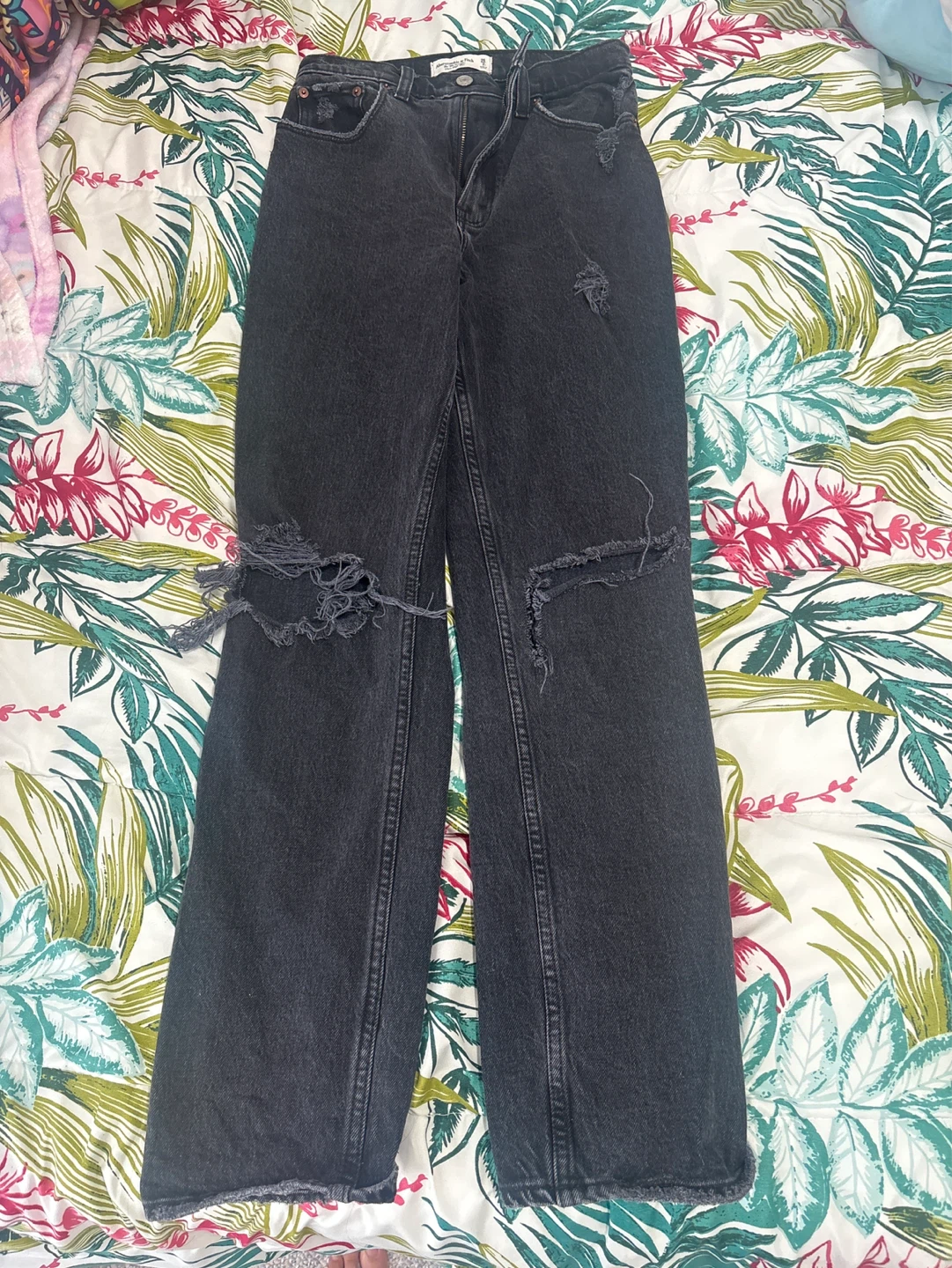 Abercrombie & Fitch Distressed Black Wide Leg Jeans