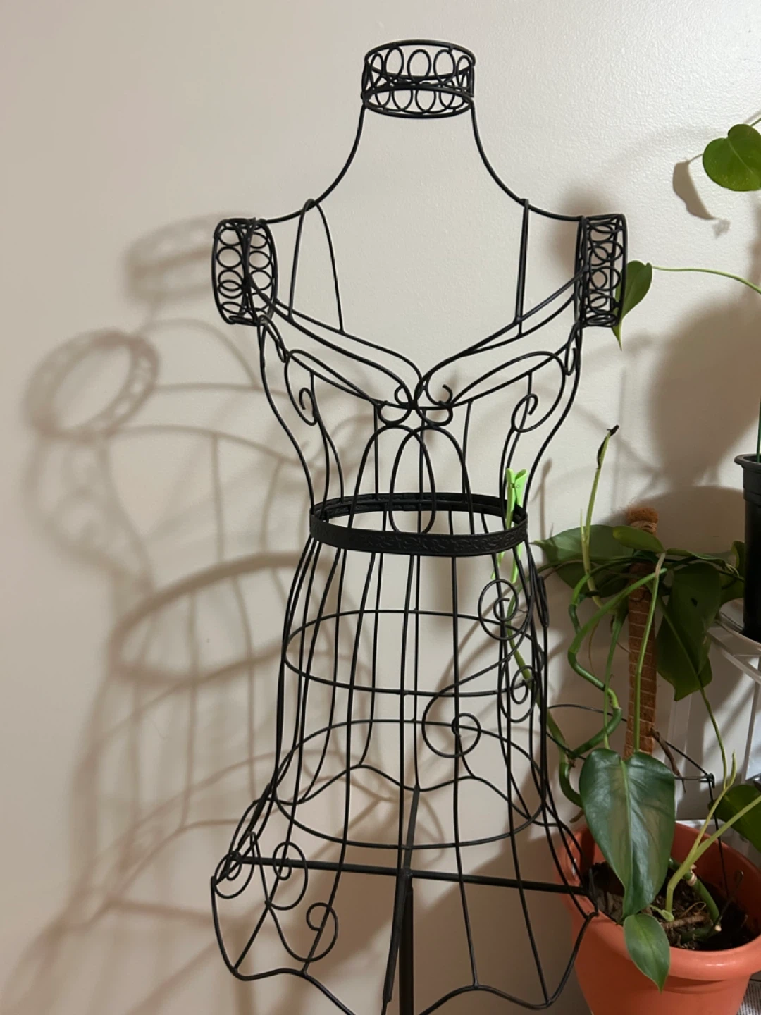 Wire Dress Form Mannequin - photo 2