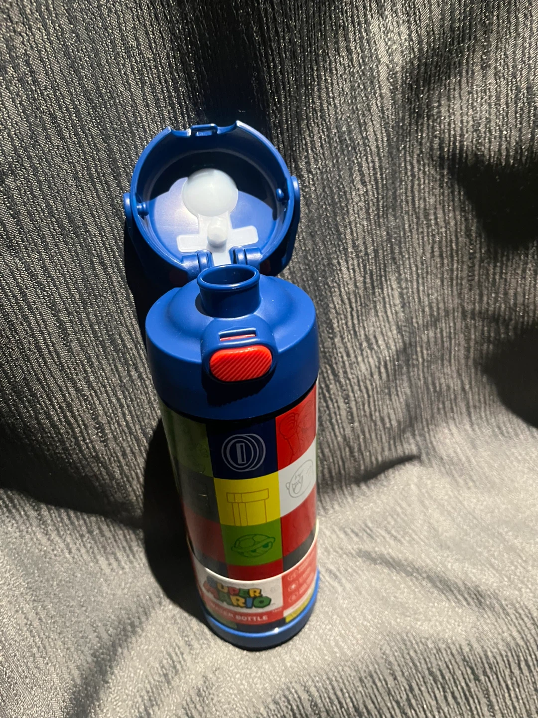 Super Mario Water Bottle - photo 3