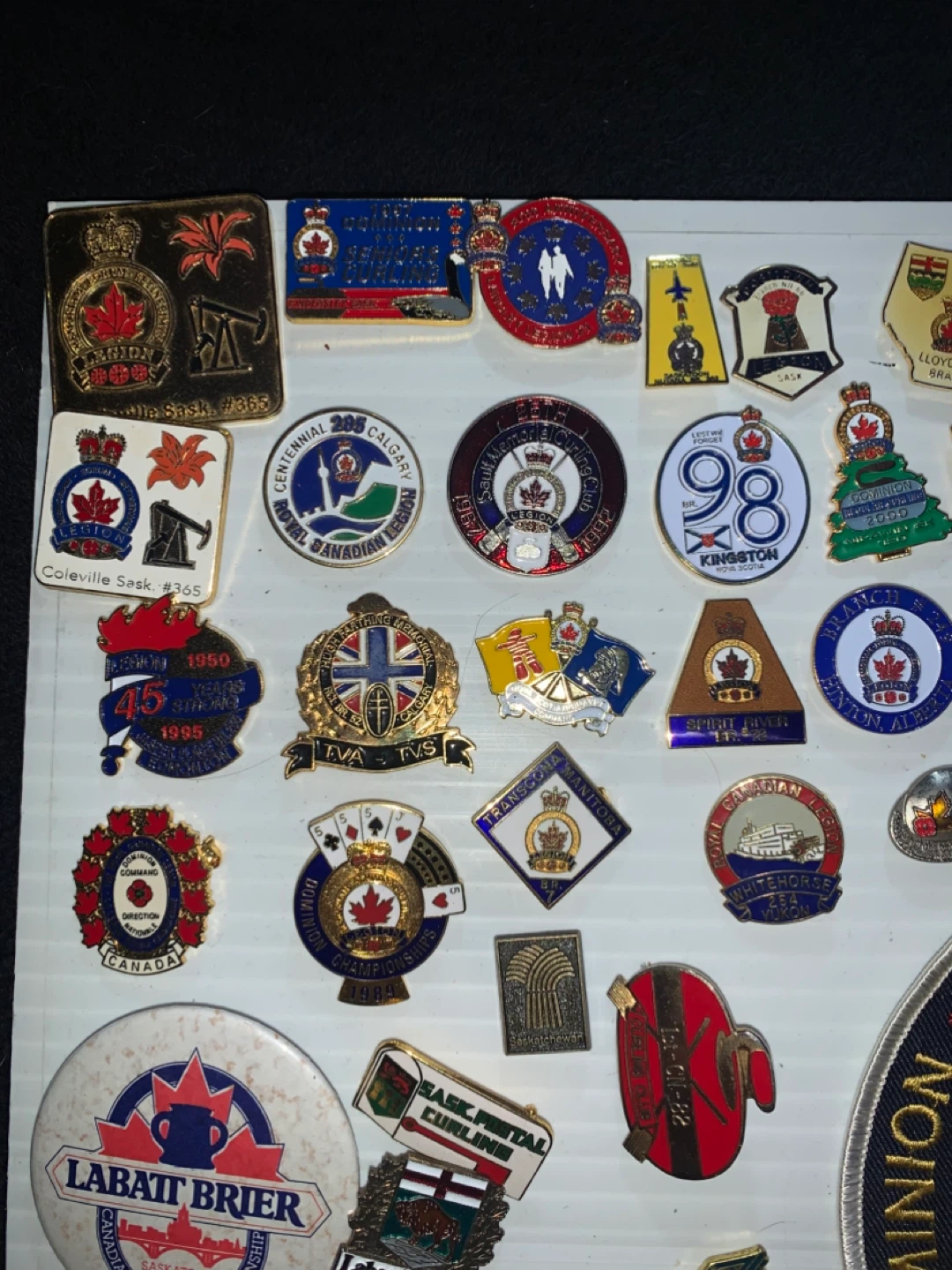 Vintage Lot OfCurling Pinbacks 60’s 70’s 80’s - photo 2