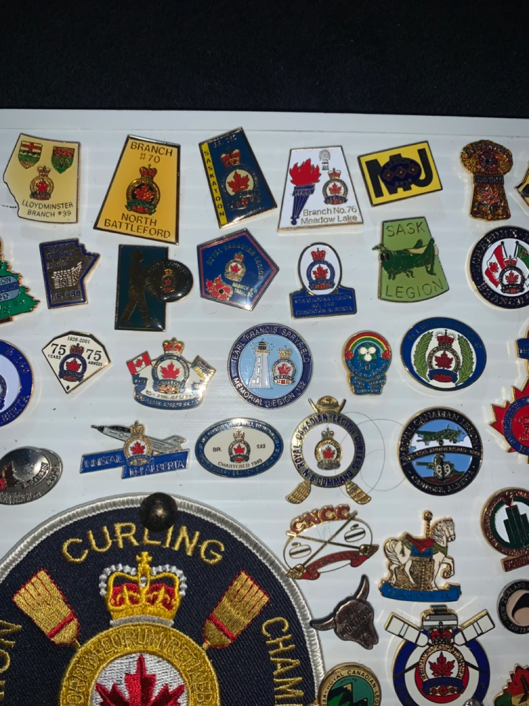 Vintage Lot OfCurling Pinbacks 60’s 70’s 80’s - photo 4