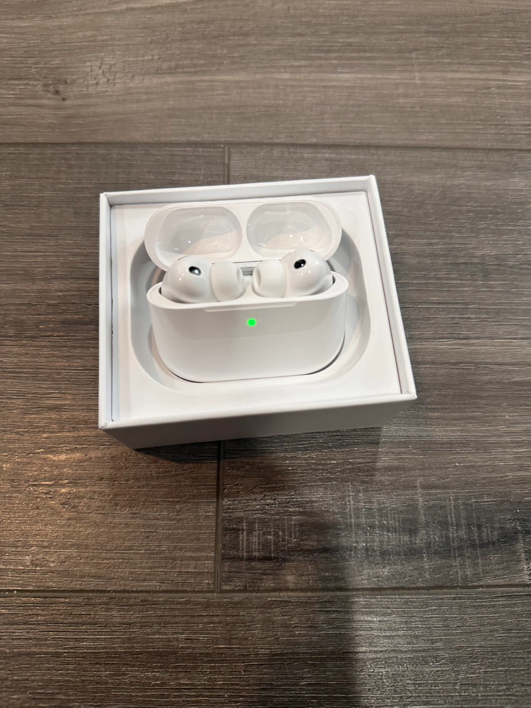 Apple AirPods Pro (3rd Generation) - photo 2