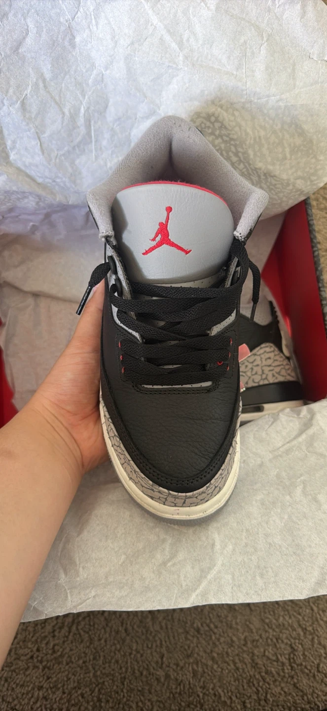 Air Jordan 3 Kids Shoes - photo 2