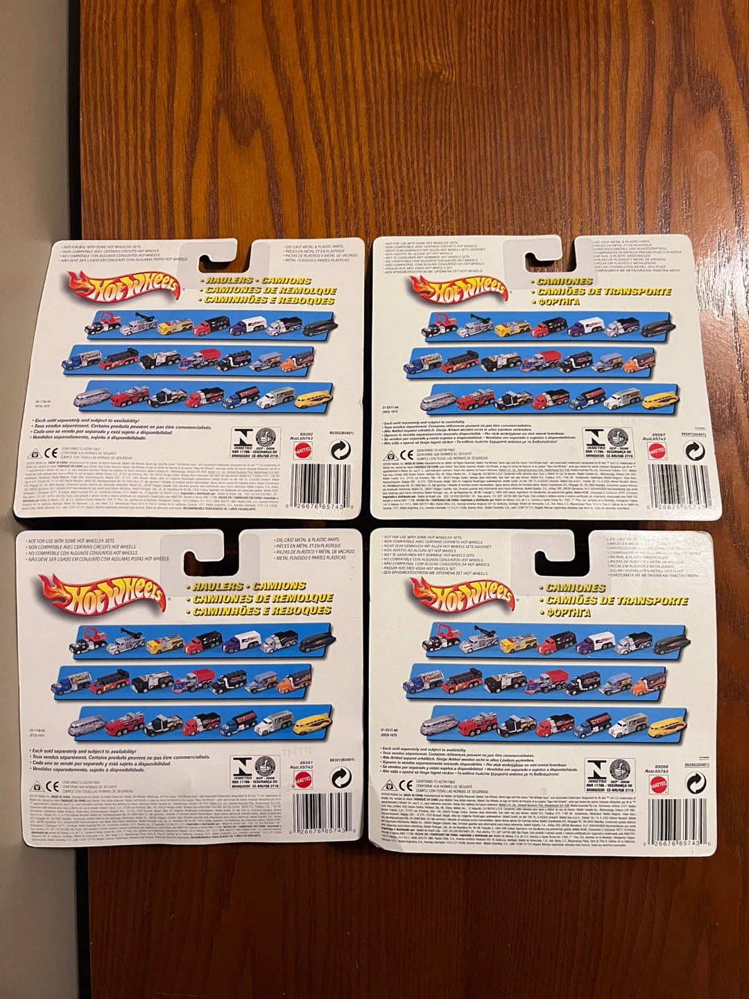 VINTAGE (2000) HOT WHEELS HAULERS - photo 2