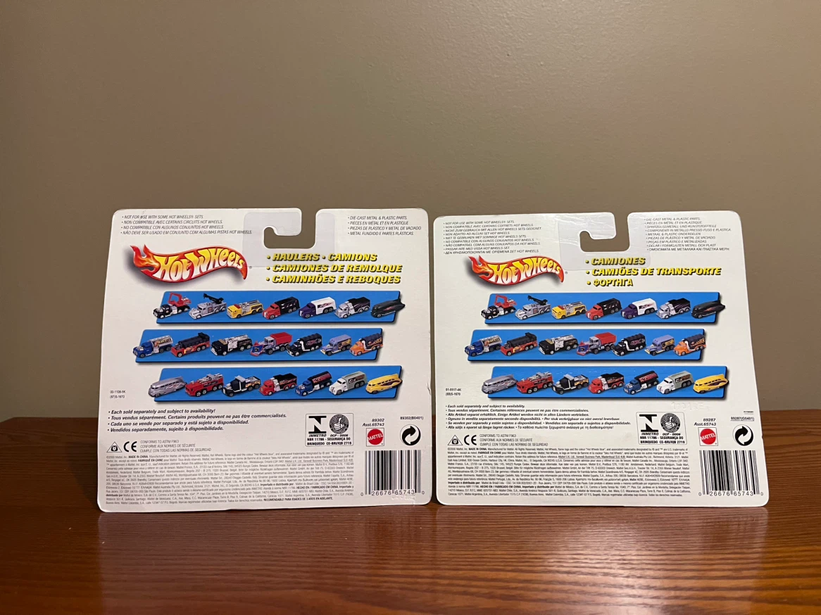 VINTAGE (2000) HOT WHEELS HAULERS - photo 4
