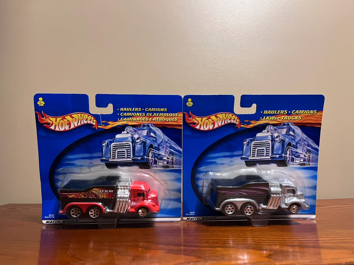 VINTAGE (2000) HOT WHEELS HAULERS - photo 5