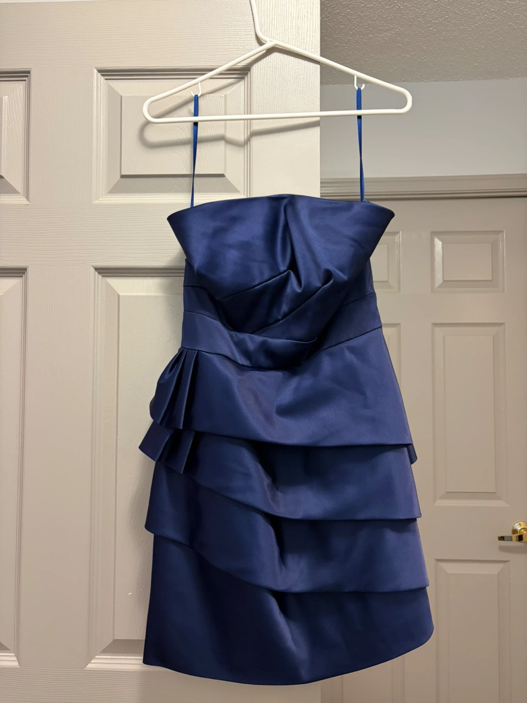 BCBGMAXAZRIA Navy Blue Strapless Dress