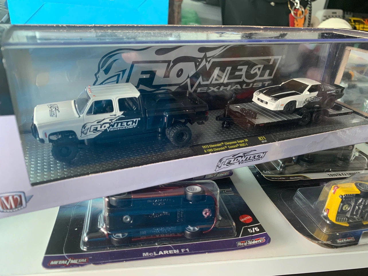 Flowtech Exhaust Diecast Truck & Trailer with Camaro