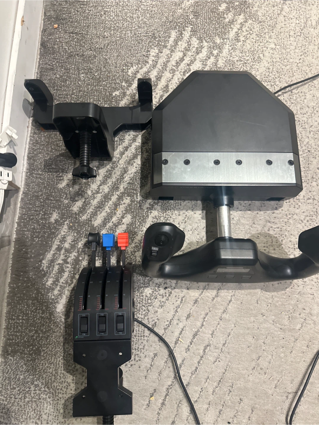 Logitech Flight Yoke System with Throttle Quadrant - photo 2