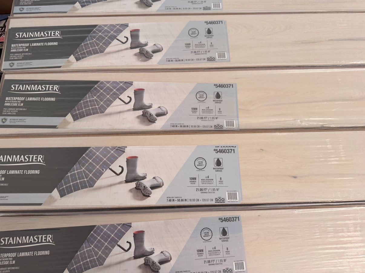 STAINMASTER Ambleside Elm Waterproof Laminate Flooring - photo 2