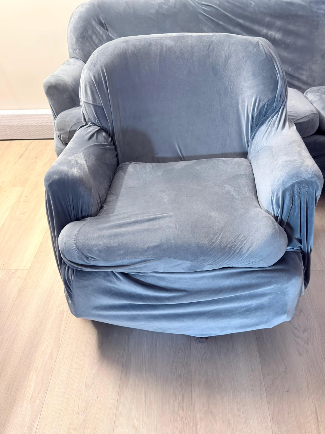 Sofa with Light Blue Cover - photo 3