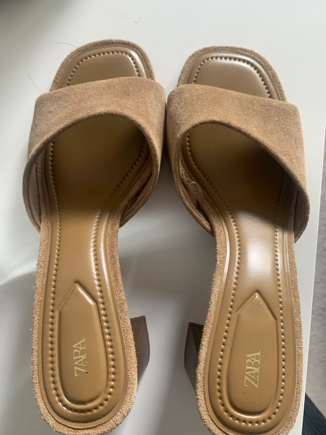 Zara Women's Brown Suede Block Heel Mules