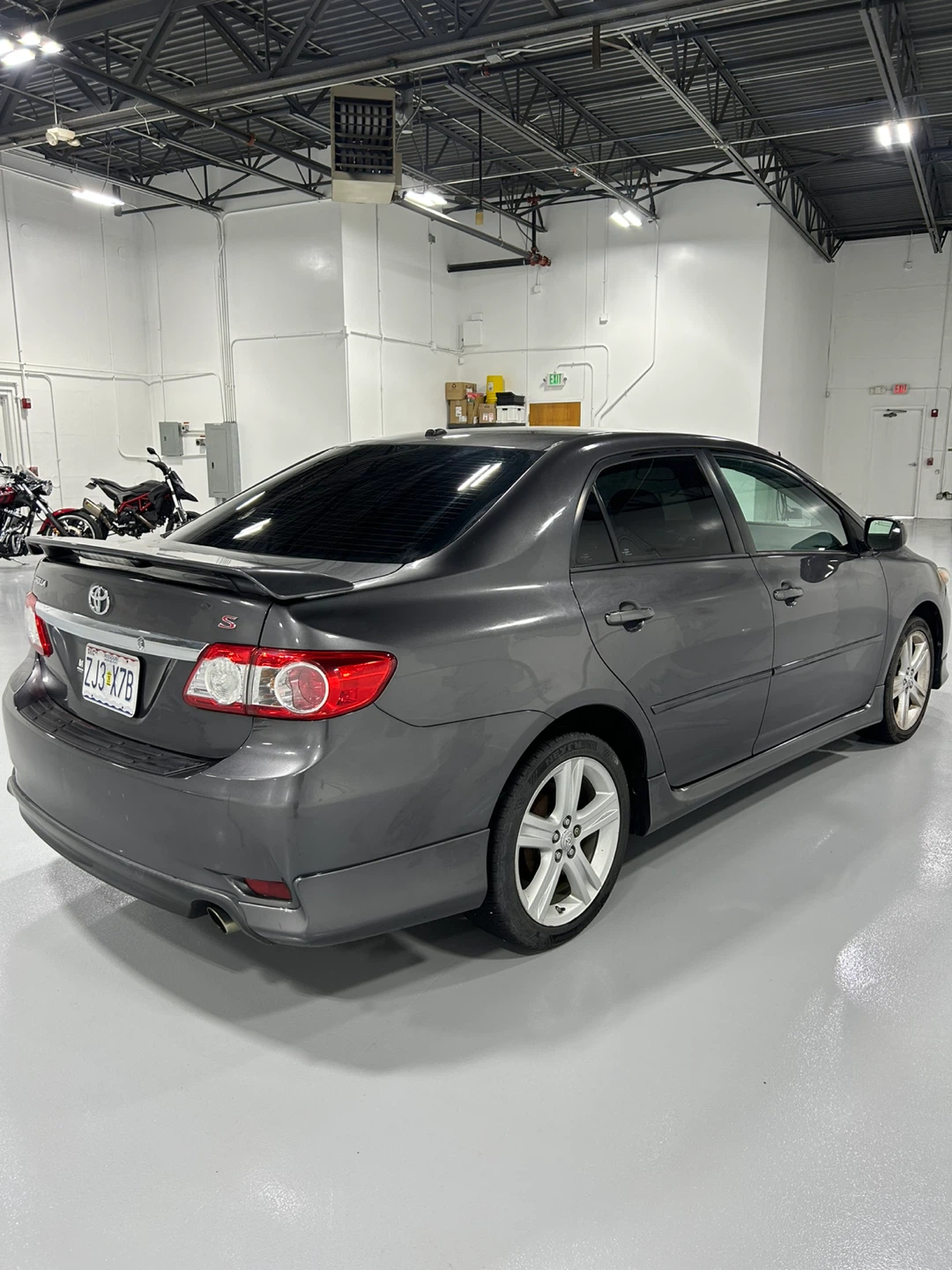 2011 Toyota Corolla S Sedan - photo 3