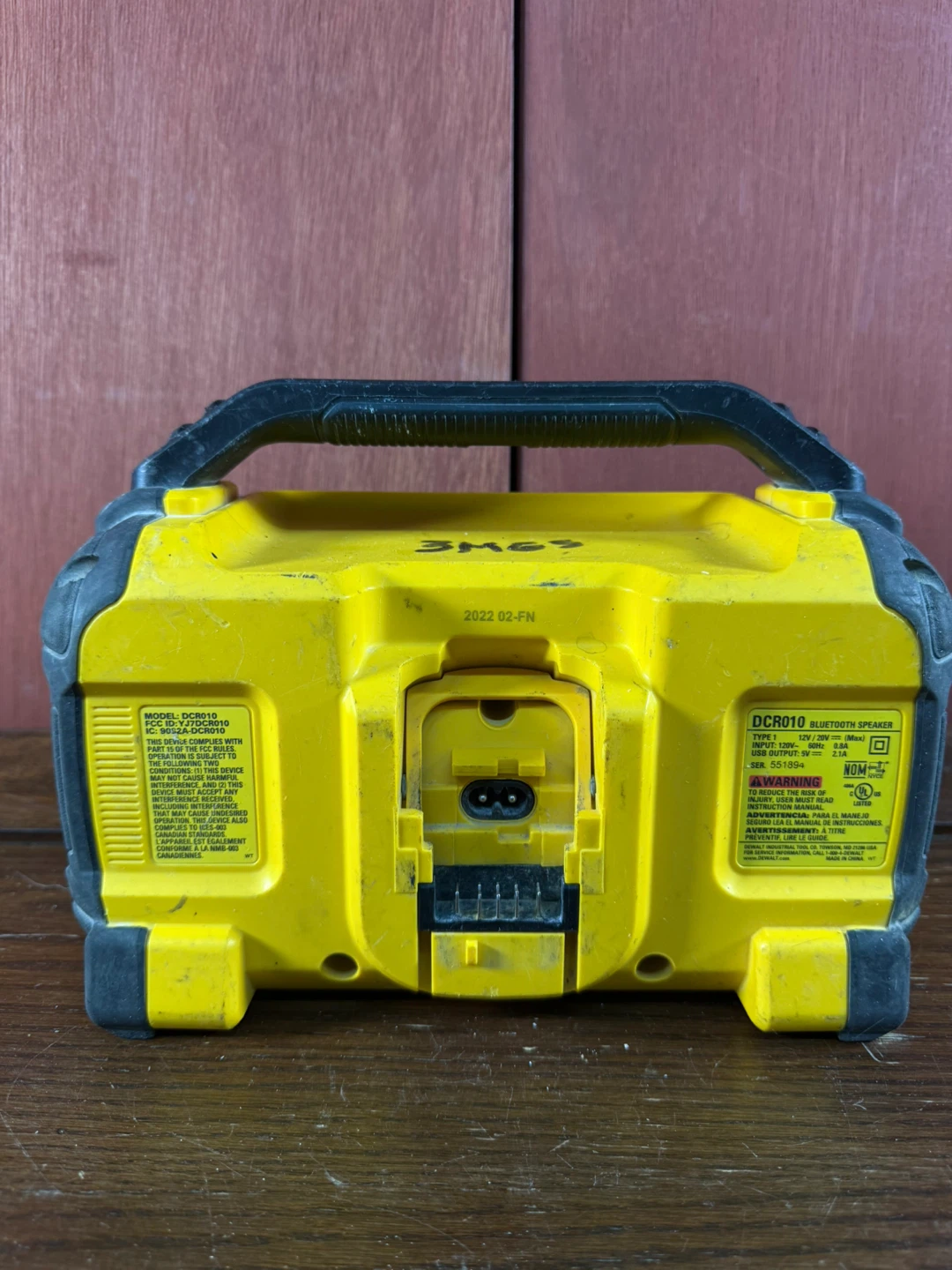 DeWalt DCR010 12/20V MAX Jobsite Bluetooth Speaker - photo 3