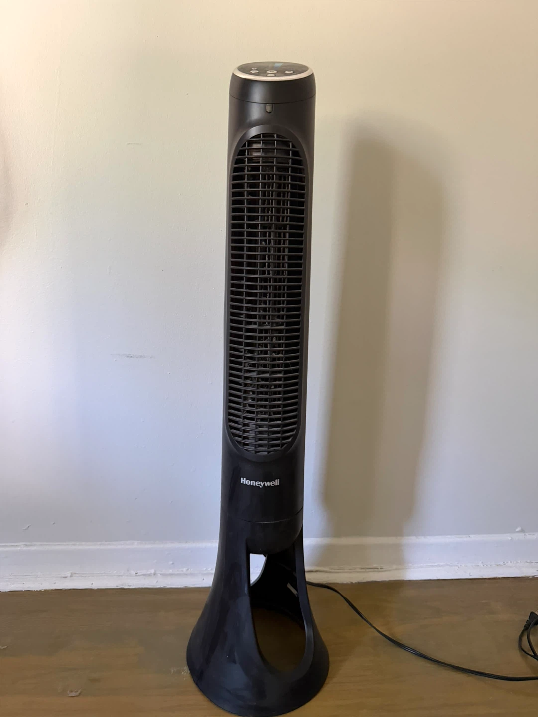 Honeywell Black Tower Fan