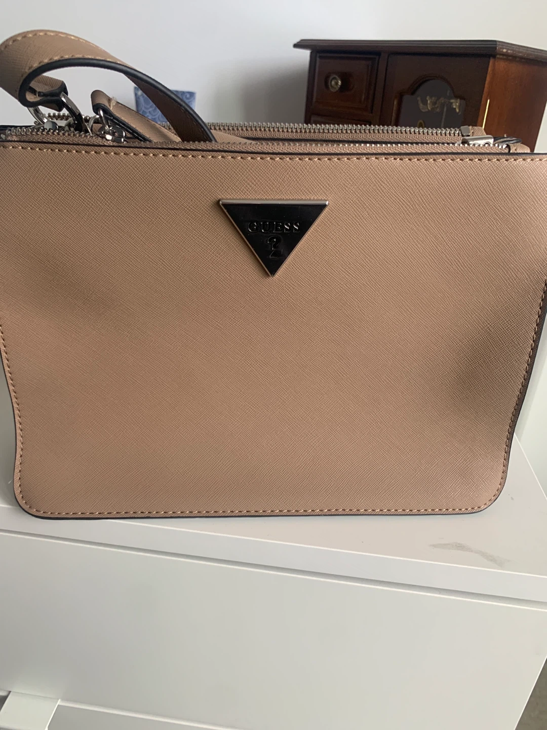 Guess Shoulder Bag