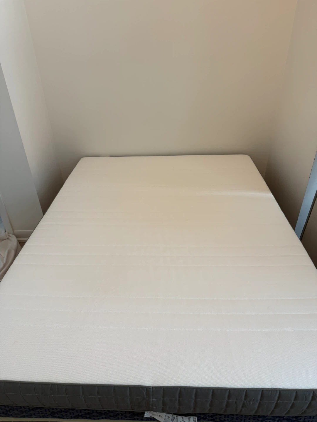 Queen Size Boxspring and Mattress Set