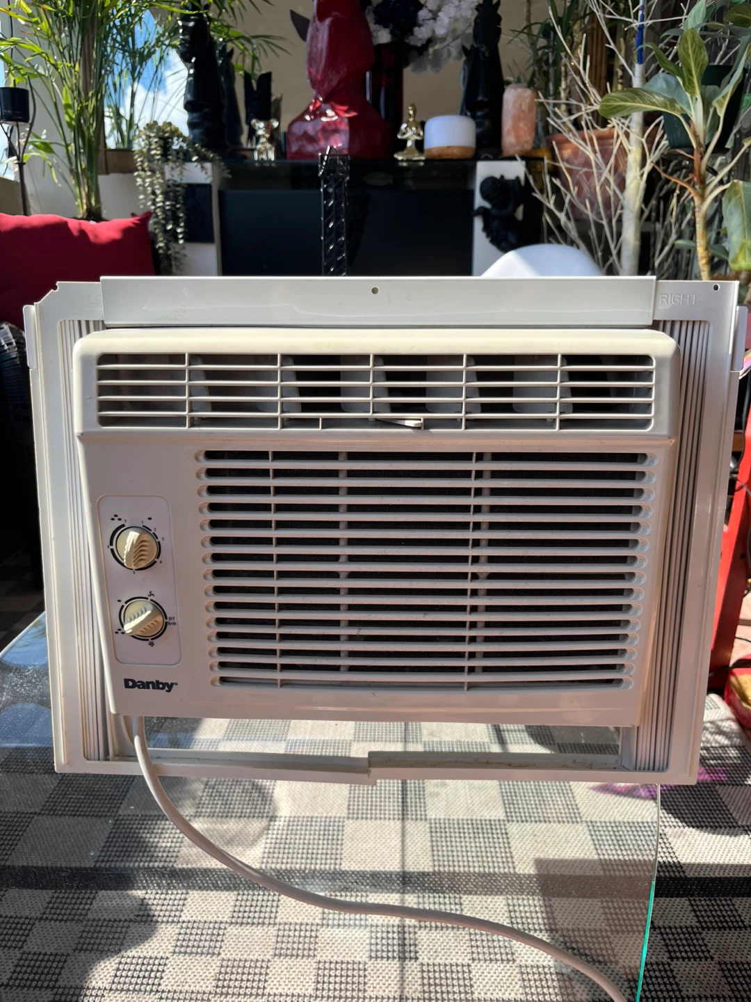 Danby Window Air Conditioner 5200 BTU - photo 2