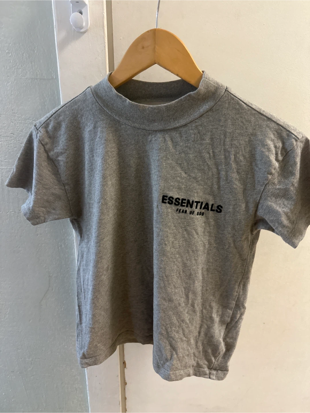 Essentials Fear of God T-Shirt Size 8