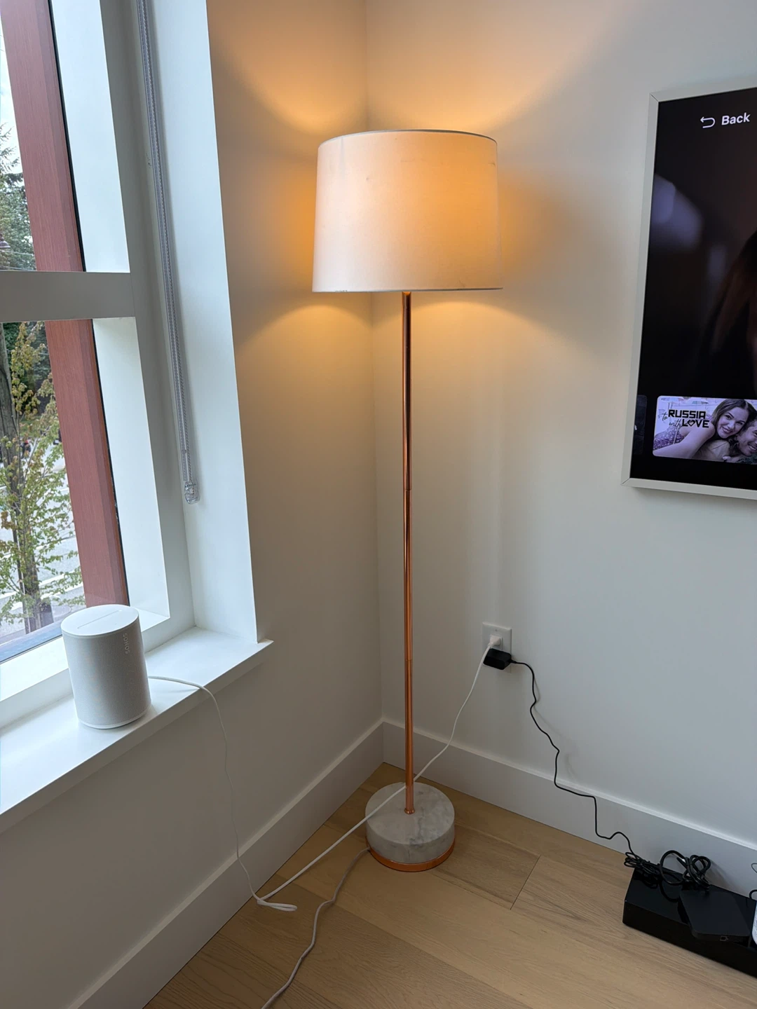 Floor Lamp with Rose Gold Pole, marble base and White Shade - photo 2