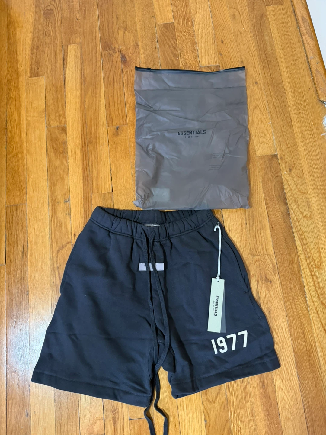 ESSENTIALS Fear of God