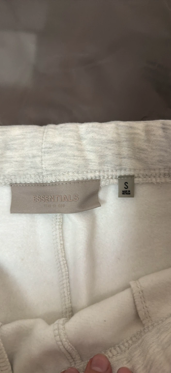 Fear of God Essentials Sweat Shorts Light Grey Size S - photo 4