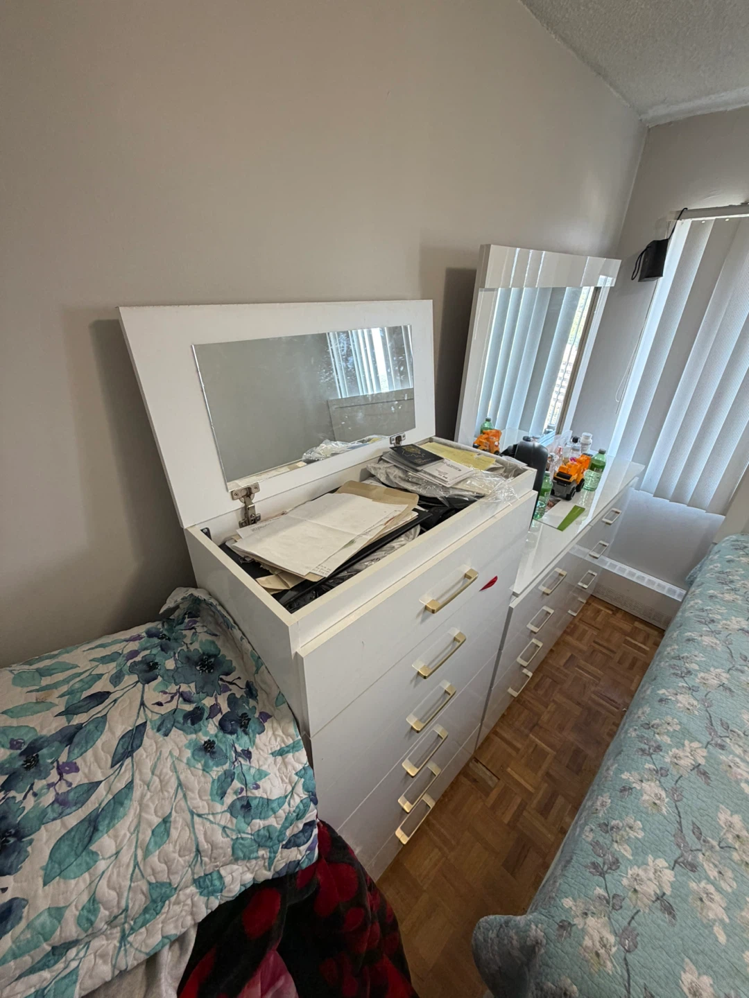 White Queen Bed Frame with Storage Drawers - photo 4