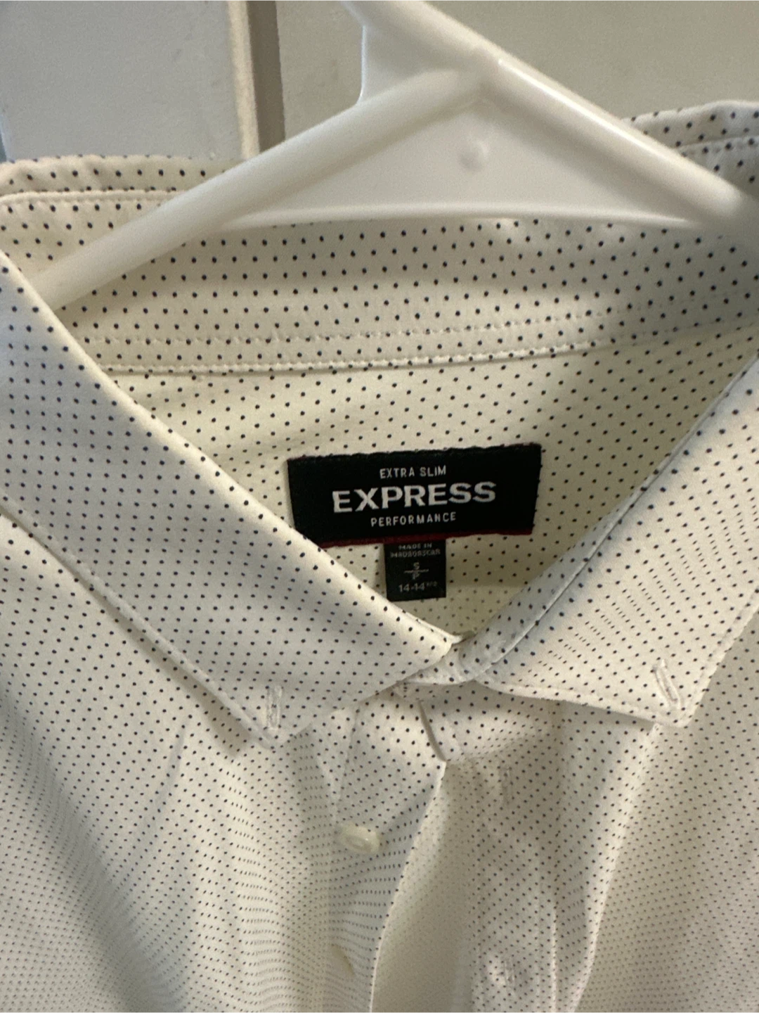 Express Men's Extra Slim Performance Dot Dress Shirt - photo 2