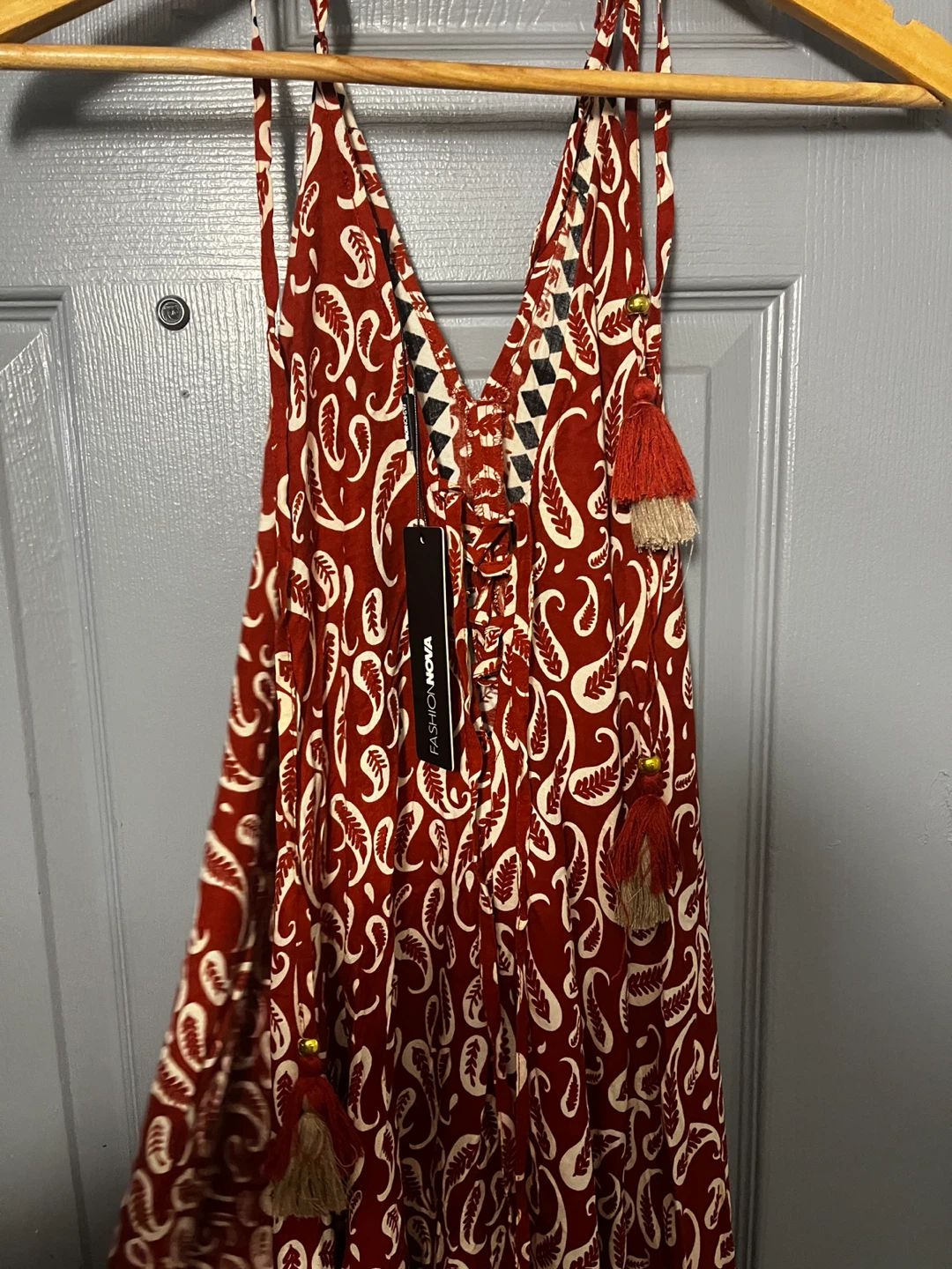 (NWT) Fashion Nova Red Paisley Maxi Dress (size L)