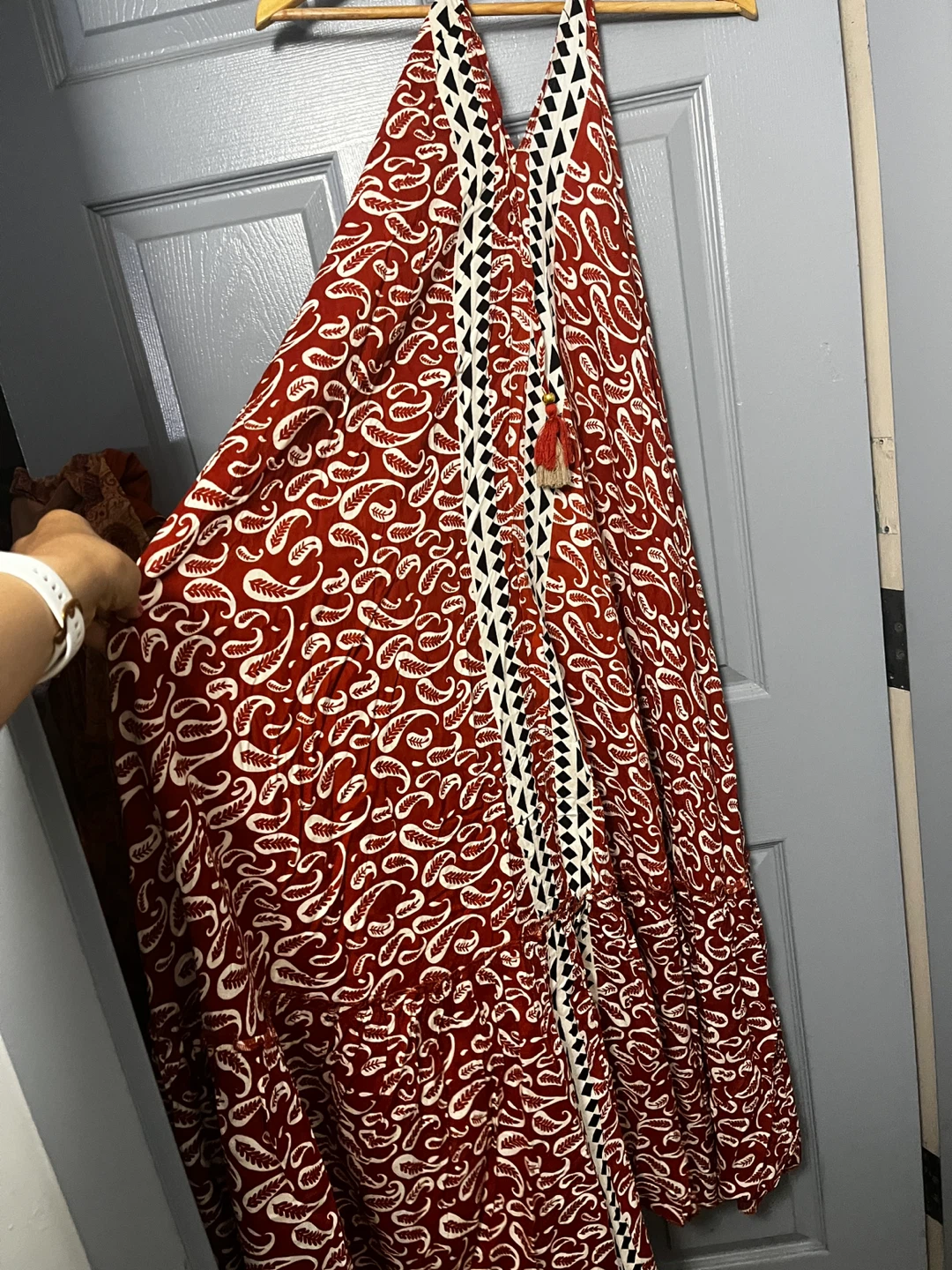 (NWT) Fashion Nova Red Paisley Maxi Dress (size L) - photo 5