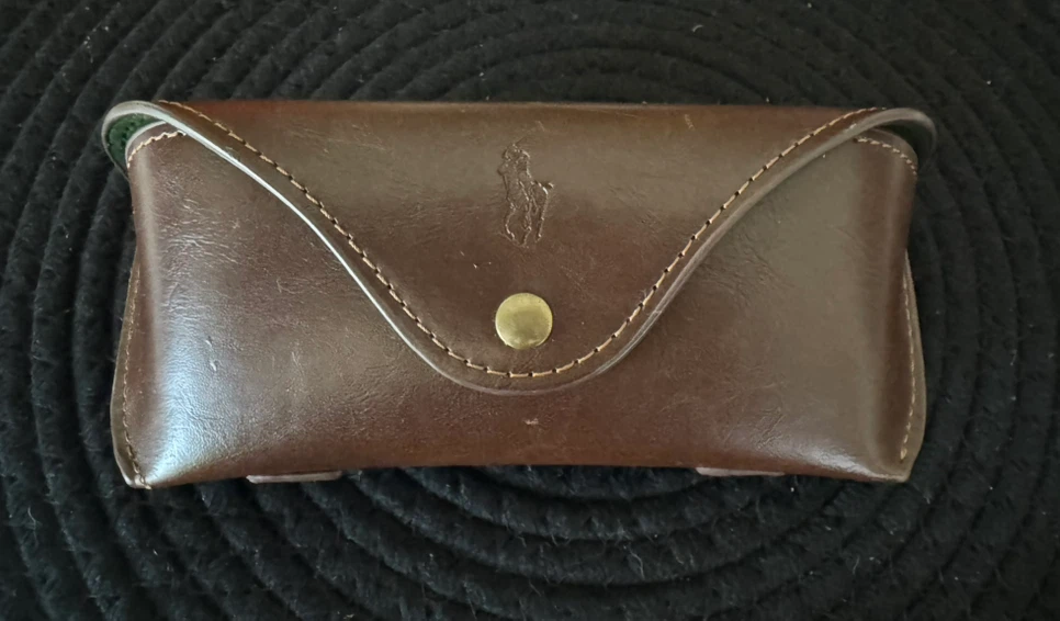 Eye glasses case