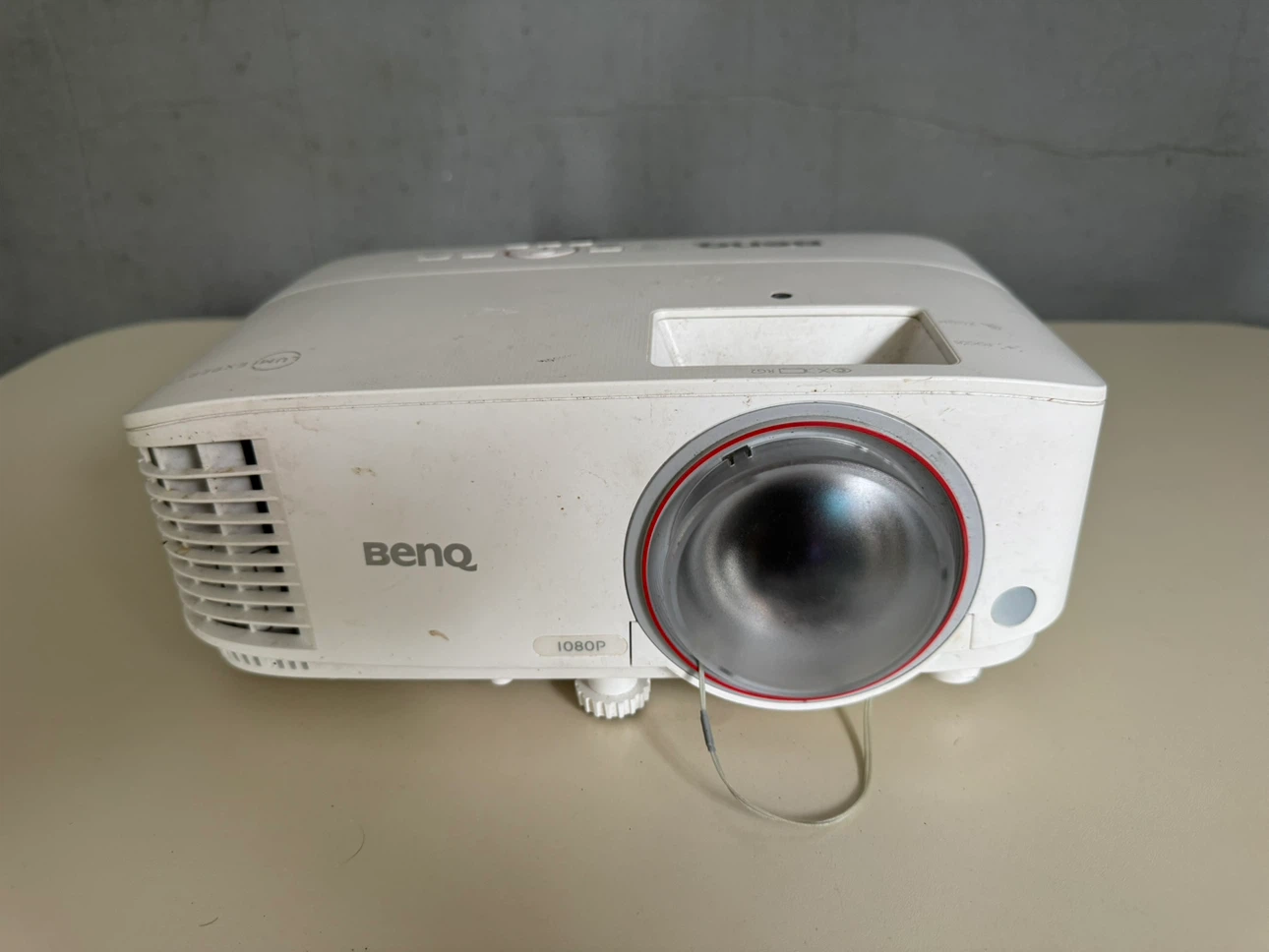 BenQ TH671ST 1080p Short Throw Projector