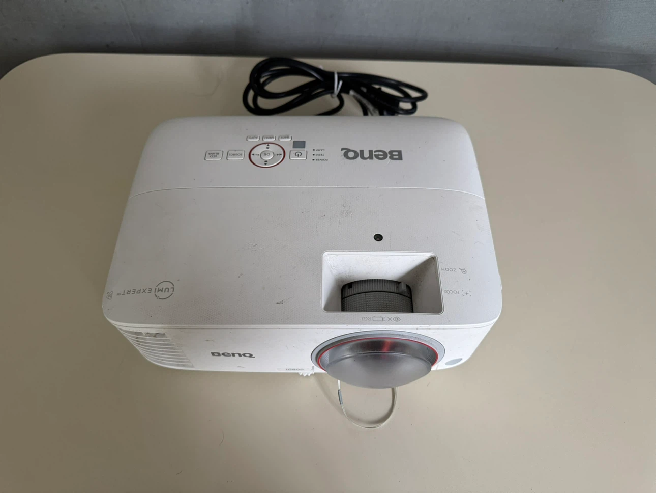 BenQ TH671ST 1080p Short Throw Projector - photo 2