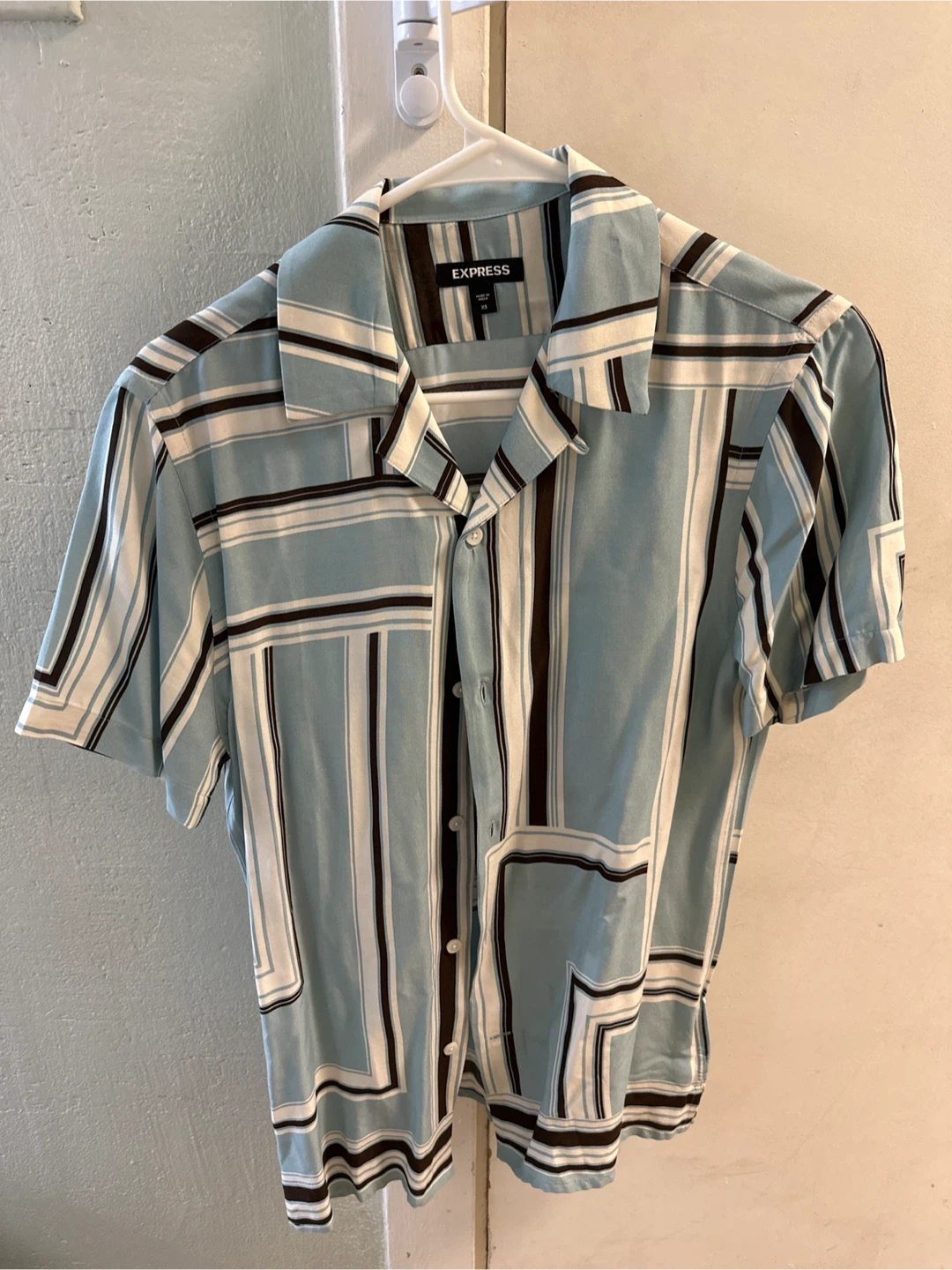 Express Men's Short Sleeve Button-Up Shirt - XS