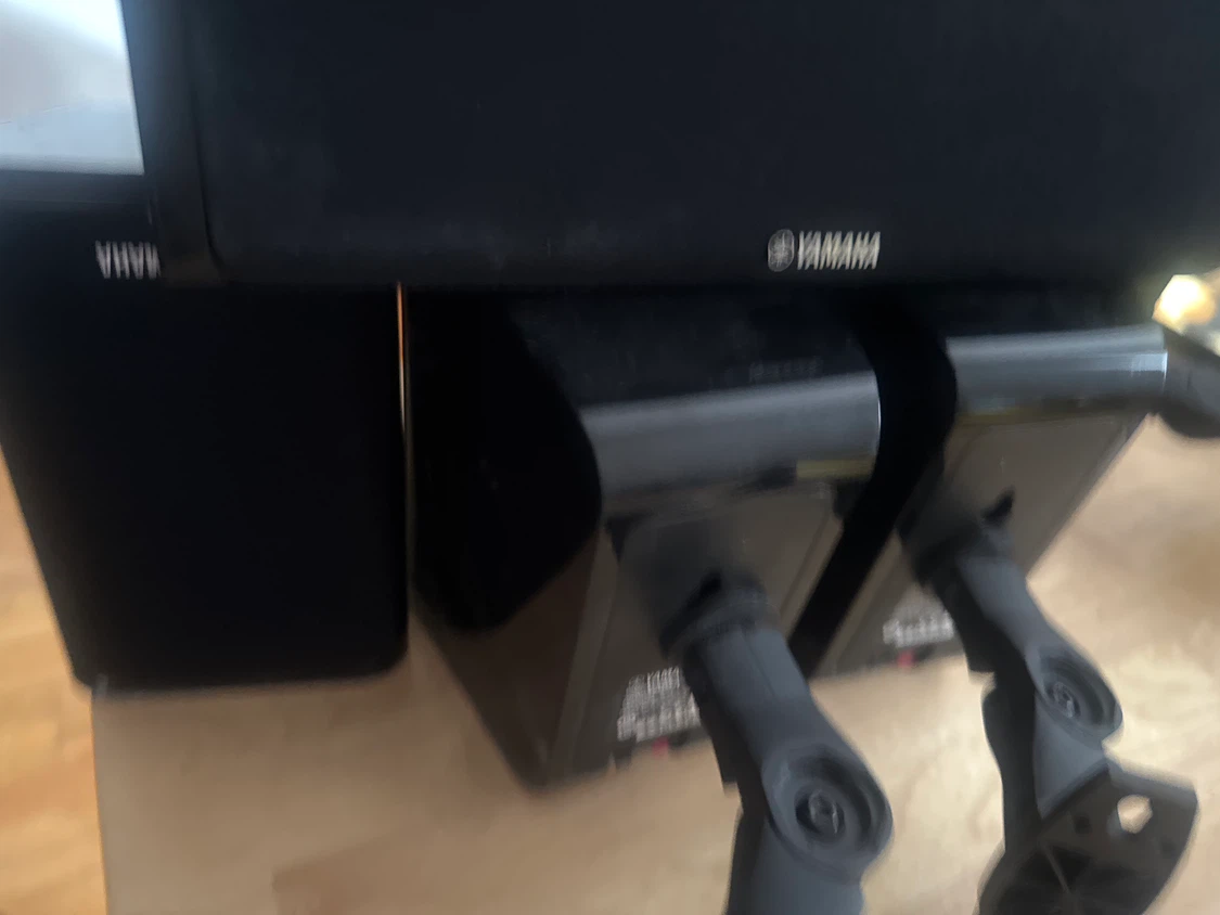 5 set of Yamaha NS-C40 & ns-b40 Speakers - photo 2