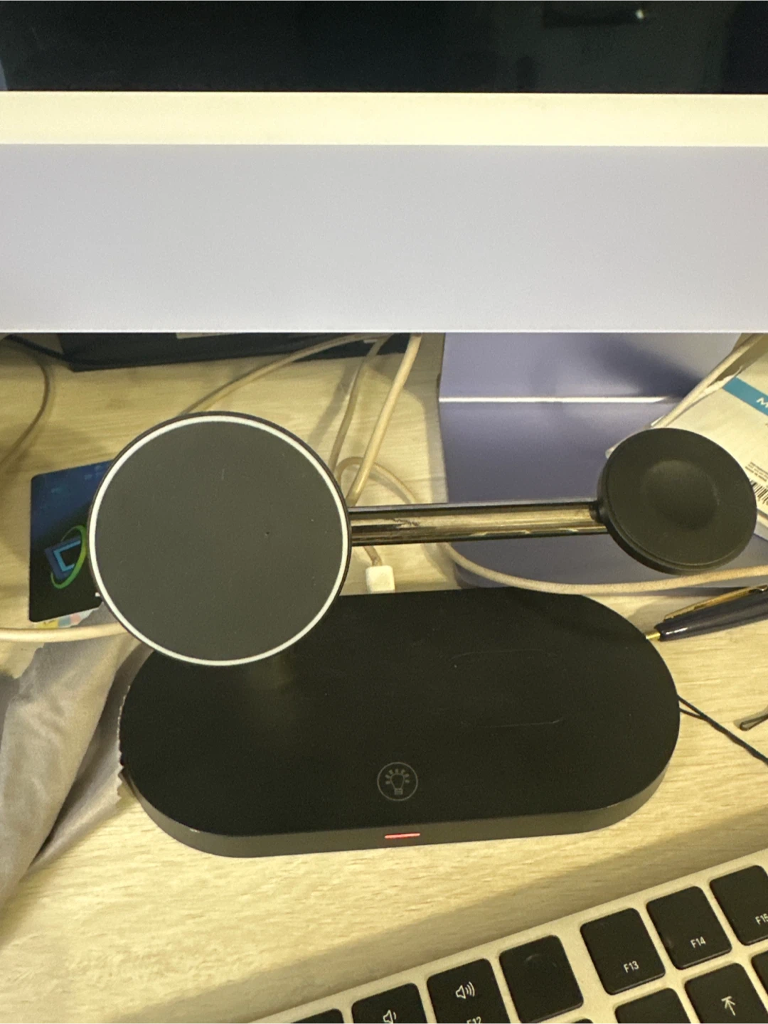 Black Wireless Charging Stand - photo 2